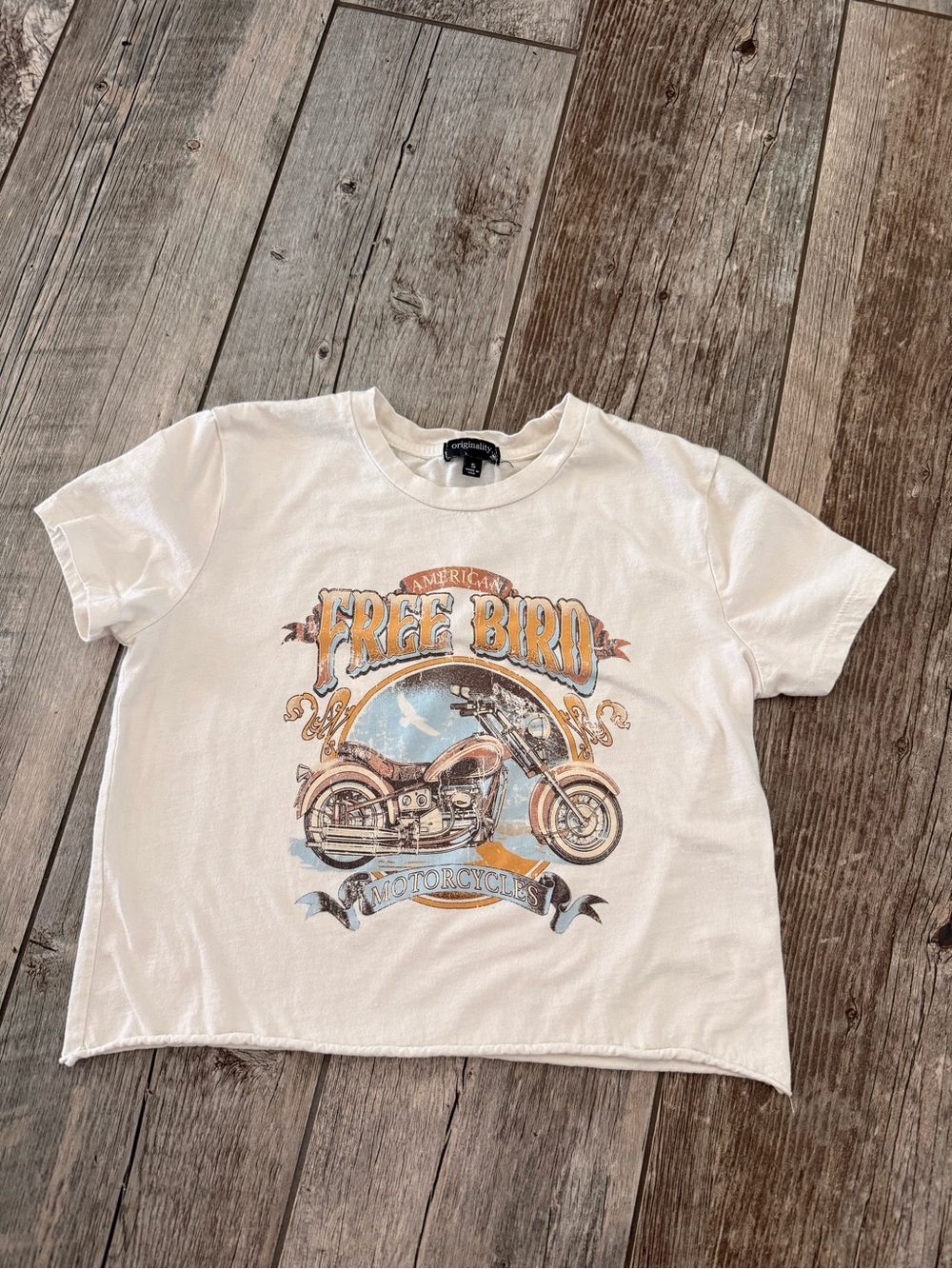 Free Bird Graphic cropped t-shirt womens size small